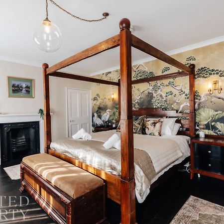 Central Townhouse With Garden & Free Parking 바스 외부 사진